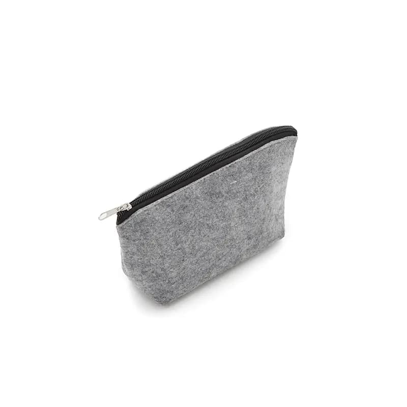 Neceser Felt 5